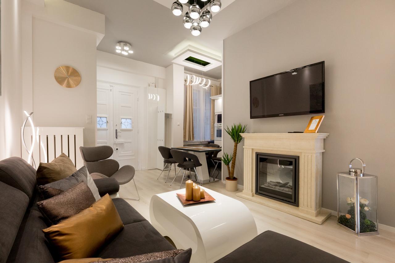 Luxury Dream Home In The Absolute Center Будапеща Екстериор снимка