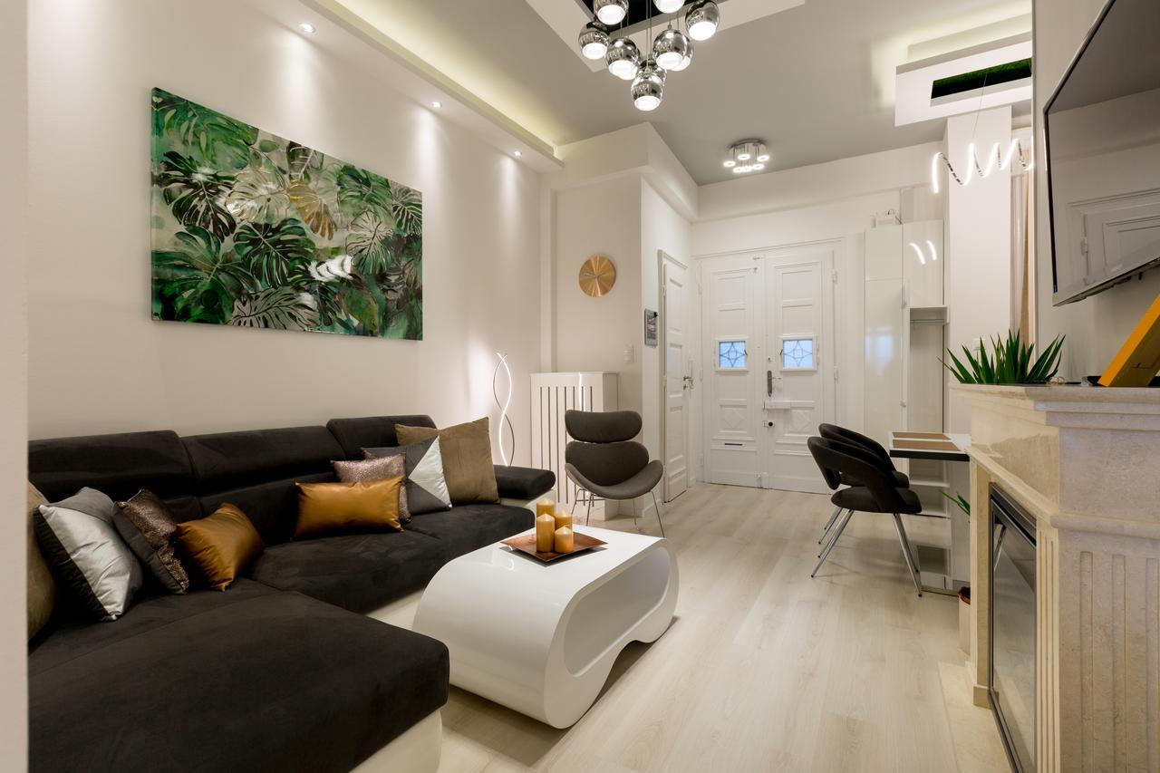 Luxury Dream Home In The Absolute Center Будапеща Екстериор снимка