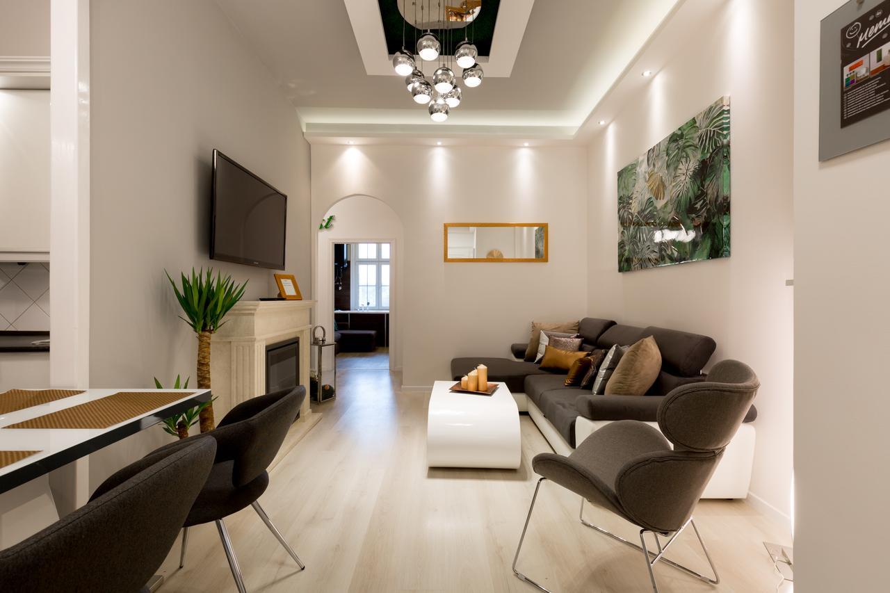 Luxury Dream Home In The Absolute Center Будапеща Екстериор снимка