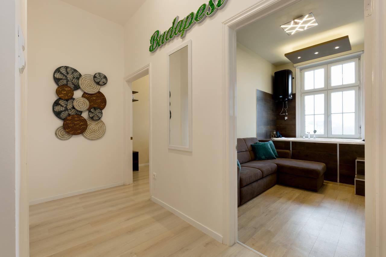 Luxury Dream Home In The Absolute Center Будапеща Екстериор снимка