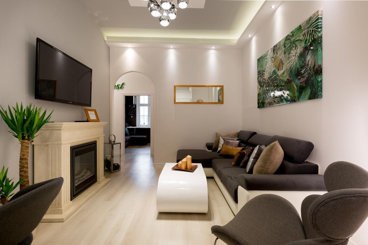 Luxury Dream Home In The Absolute Center Будапеща Екстериор снимка